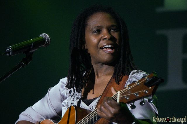 Ruthie Foster